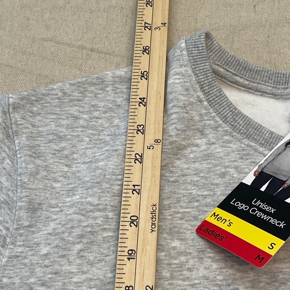 Kirkland Signature Unisex Logo Crewneck Sweatshirt Gray Size Mens S Or Ladies M - Picture 7 of 10